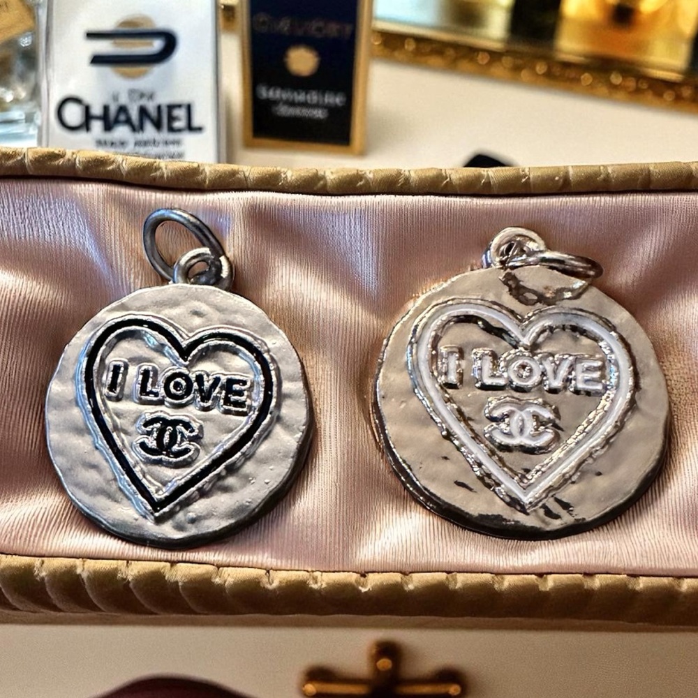 Zipperpull Coin CC pendants